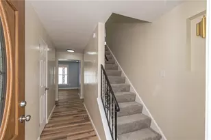 4448 Valley View St, Pittsburgh, PA 15214 - Photo 4