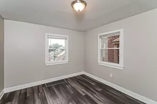 320 Fernhill Ave, Pittsburgh, PA 15226 - Photo 4