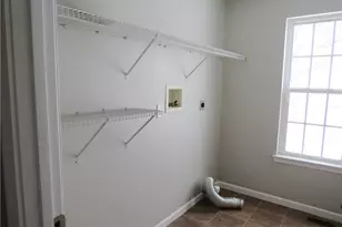 2064 Majestic Dr, North Strabane, PA 15317 - Photo 18