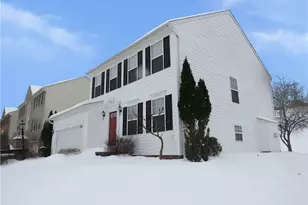 2064 Majestic Dr, North Strabane, PA 15317 - Photo 2