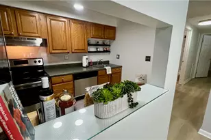 955 Woodhollow Dr, Cranberry Township, PA 16066 - Photo 24