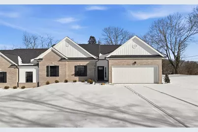 100-102 Huselton Drive, Penn Township, PA 16002 - Photo 4