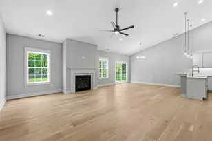100-102 Huselton Dr, Penn Township, PA 16002 - Photo 26