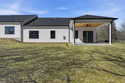 100-102 Huselton Drive, Penn Township, PA 16002 - Photo 44
