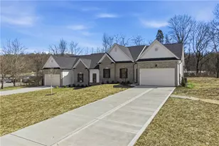 100-102 Huselton Dr, Penn Township, PA 16002 - Photo 1