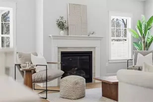 100-102 Huselton Dr, Penn Township, PA 16002 - Photo 8