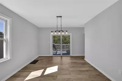 4423 Lucerne Ave, Ross Twp, PA 15214 - Photo 10