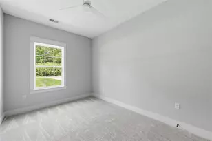 100-102 Huselton Dr, Penn Township, PA 16002 - Photo 22