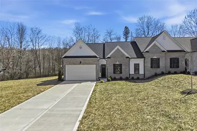 100-102 Huselton Drive, Penn Township, PA 16002 - Photo 2