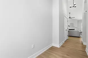 100-102 Huselton Dr, Penn Township, PA 16002 - Photo 6