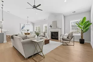 100-102 Huselton Dr, Penn Township, PA 16002 - Photo 4