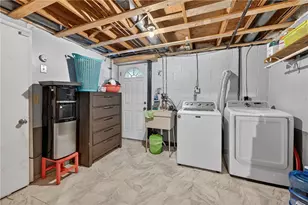 1279 Armstrong Dr, South Park, PA 15129 - Photo 28