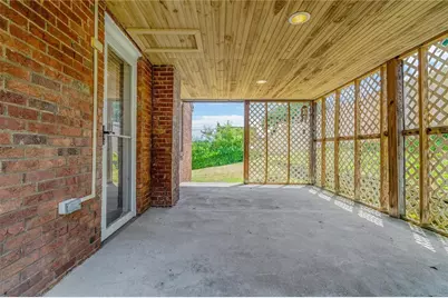 132 Sylvania Dr, South Park, PA 15236 - Photo 12