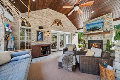 2080 Saint Ann Common, North Huntingdon, PA 15642 - Photo 4