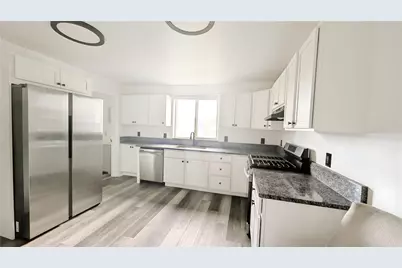 735 Boquet St, McKees Rocks, PA 15136 - Photo 6