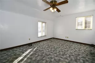 309 Holly Hill Dr, Ross Twp, PA 15237 - Photo 20