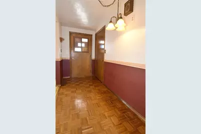 309 Holly Hill Dr, Ross Twp, PA 15237 - Photo 2