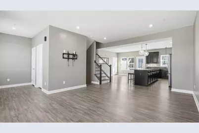 1028 Adair Ave, Valencia, PA 16059 - Photo 8