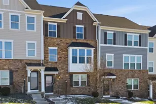 1028 Adair Ave, Valencia, PA 16059 - Photo 2