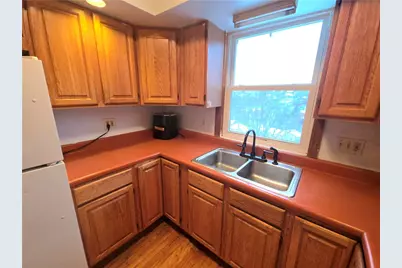 3102 Hazelhurst Avenue, Pittsburgh, PA 15227 - Photo 10