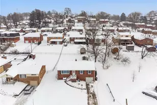 5269 Colewood Dr, Pittsburgh, PA 15236 - Photo 32