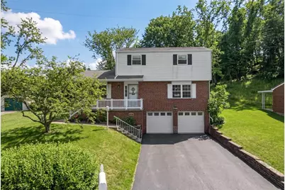 120 Knoll Dr, Pittsburgh, PA 15147 - Photo 2