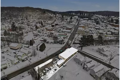 115 W Main St, Evans City, PA 16033 - Photo 38