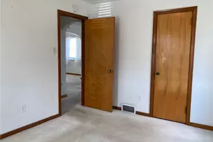 1090 Clay Pike, North Huntingdon, PA 15642 - Photo 20