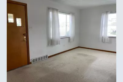 1090 Clay Pike, North Huntingdon, PA 15642 - Photo 12