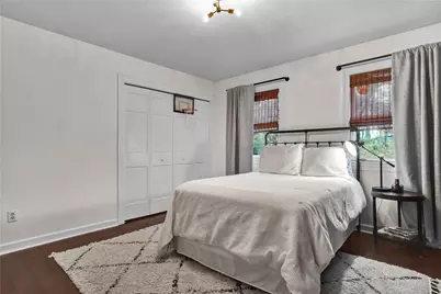 2461 Wedgewood Dr, Pittsburgh, PA 15090 - Photo 32