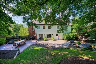 2461 Wedgewood Dr, Pittsburgh, PA 15090 - Photo 50