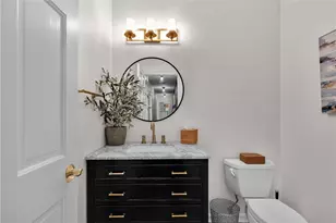 2461 Wedgewood Dr, Pittsburgh, PA 15090 - Photo 20