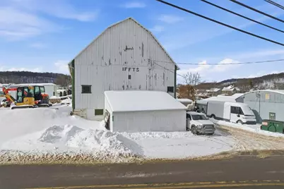 148 Pioneer Rd, Evans City, PA 16033 - Photo 2