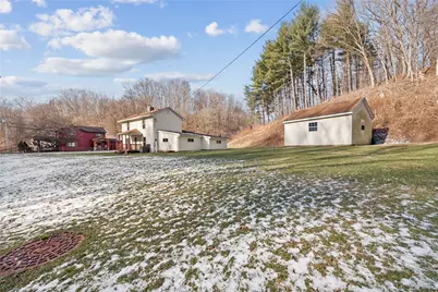 2063 Knight Rd, Jefferson Hills, PA 15332 - Photo 4