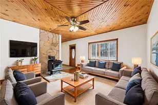 2063 Knight Rd, Jefferson Hills, PA 15332 - Photo 2