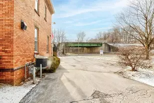 413 Bridge St, Bridgewater, PA 15009 - Photo 8