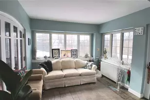 332 E Lincoln Ave, New Castle, PA 16101 - Photo 8