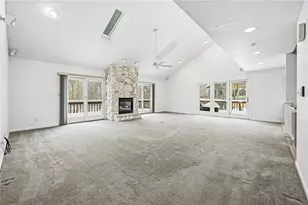 1567 Juniper Ct, Hermitage, PA 16148 - Photo 4