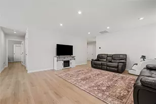 101 Dominic Dr, Center Township, PA 16001 - Photo 4