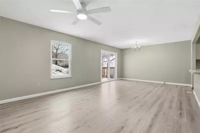 126 Villa Dr, Pittsburgh, PA 15214 - Photo 6