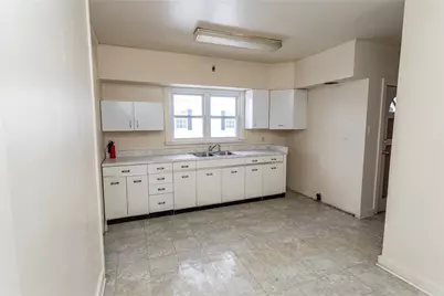 806 W Crawford Aven;ue, Connellsville, PA 15425 - Photo 28