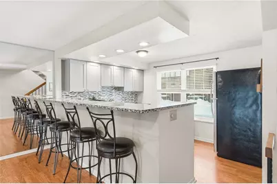 2105 Saint James Place, Pittsburgh, PA 15090 - Photo 4