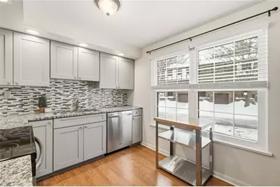 2105 Saint James Place, Pittsburgh, PA 15090 - Photo 10