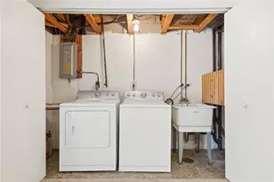 2105 St James Pl, Pittsburgh, PA 15090 - Photo 28