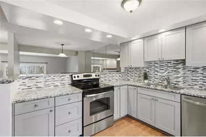 2105 Saint James Place, Pittsburgh, PA 15090 - Photo 6