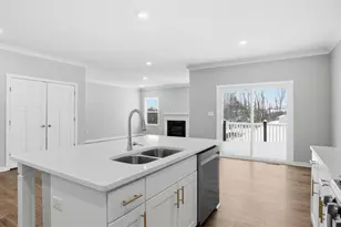 2724 Marra Dr, Hampton, PA 15044 - Photo 6