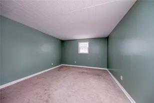 501 Camelot Dr, Pittsburgh, PA 15237 - Photo 14