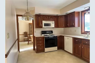 108 Okinawa Drive, Neshannock Township, PA 16105 - Photo 8