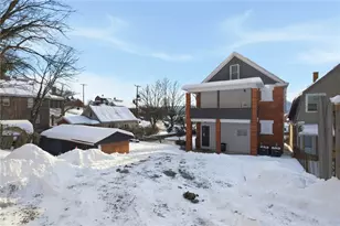 512 Pine St, Ambridge, PA 15003 - Photo 2