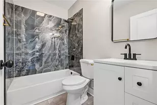 512 Pine St, Ambridge, PA 15003 - Photo 18